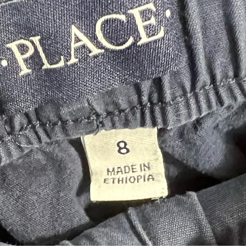 The children’s place size 8, navy blue drawstring waist shorts - Picture 2 of 3